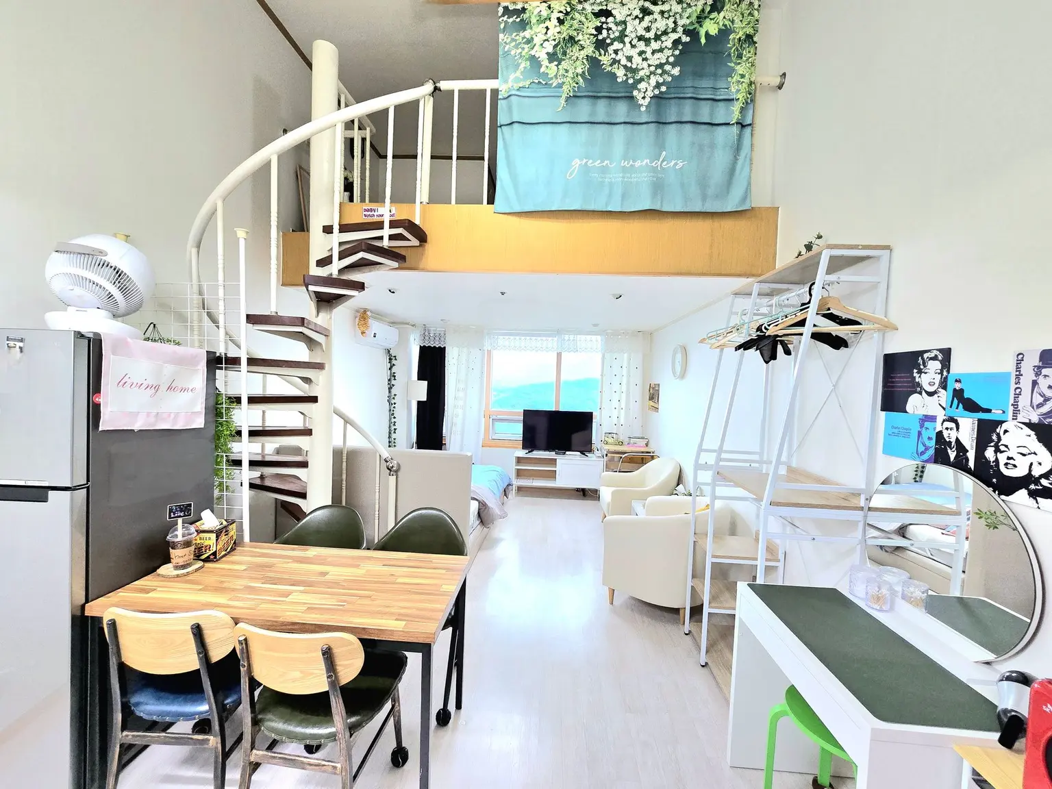 Gyeonggi Goyang Ilsan Lake Park Front/17th Floor, 4 Persons [4] - main image