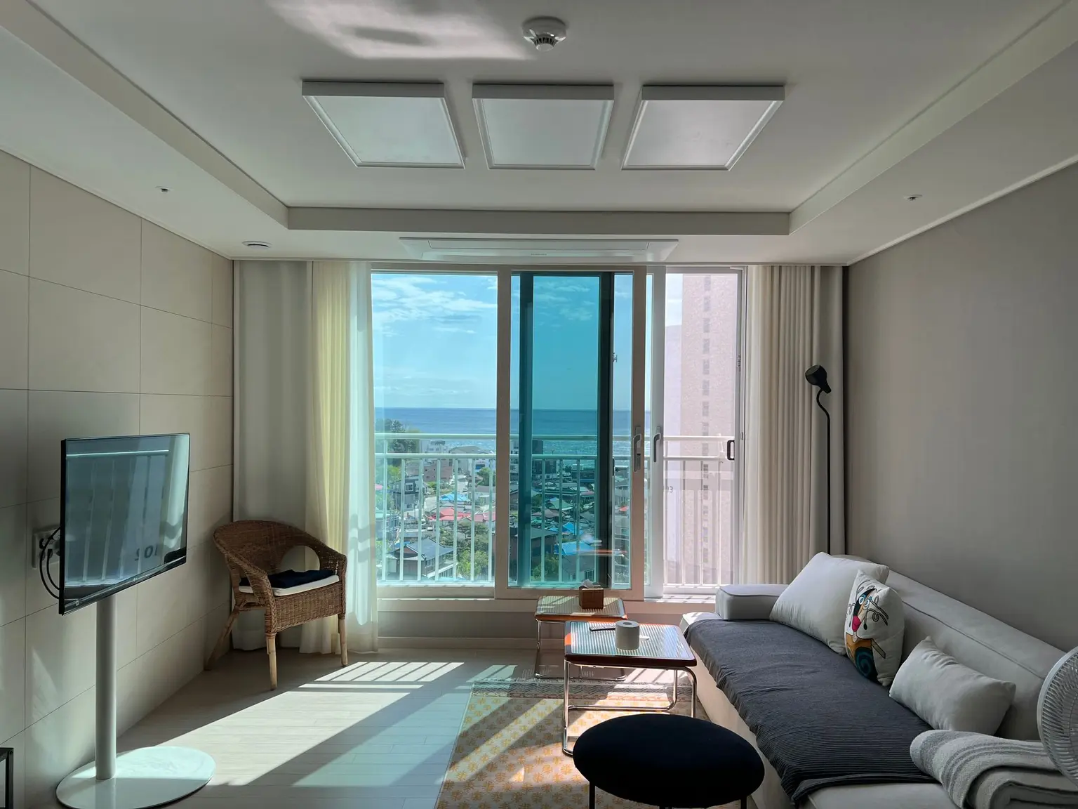 Gangwon Gangneung Sacheon Beach Ocean View Two-Room New Apartment - image2