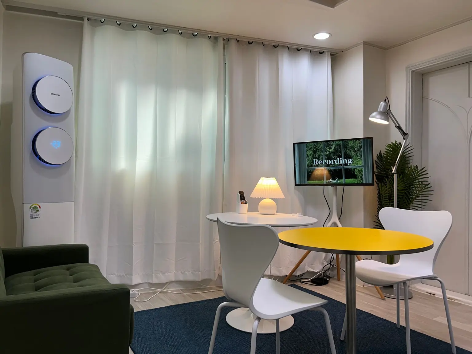 Seoul Yongsan 5 minutes by bus from Seoul Station/5 minutes by foot from Sookmyung Women's University Station Three-room - main image