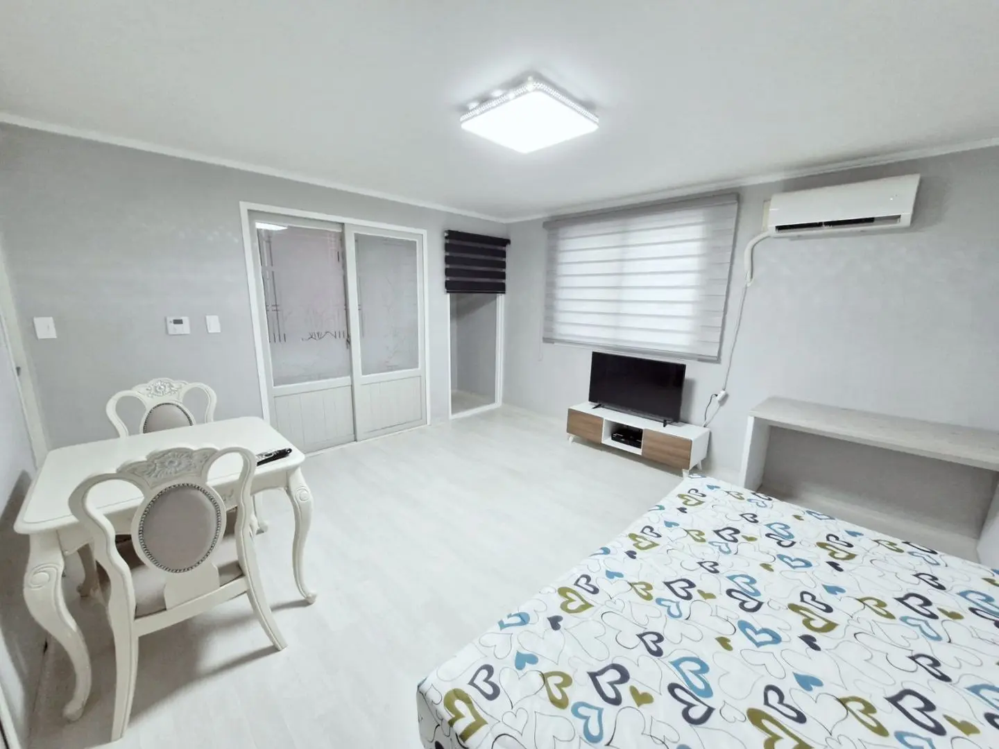 Gumi, Gyeongbuk One-room house #303 - main image