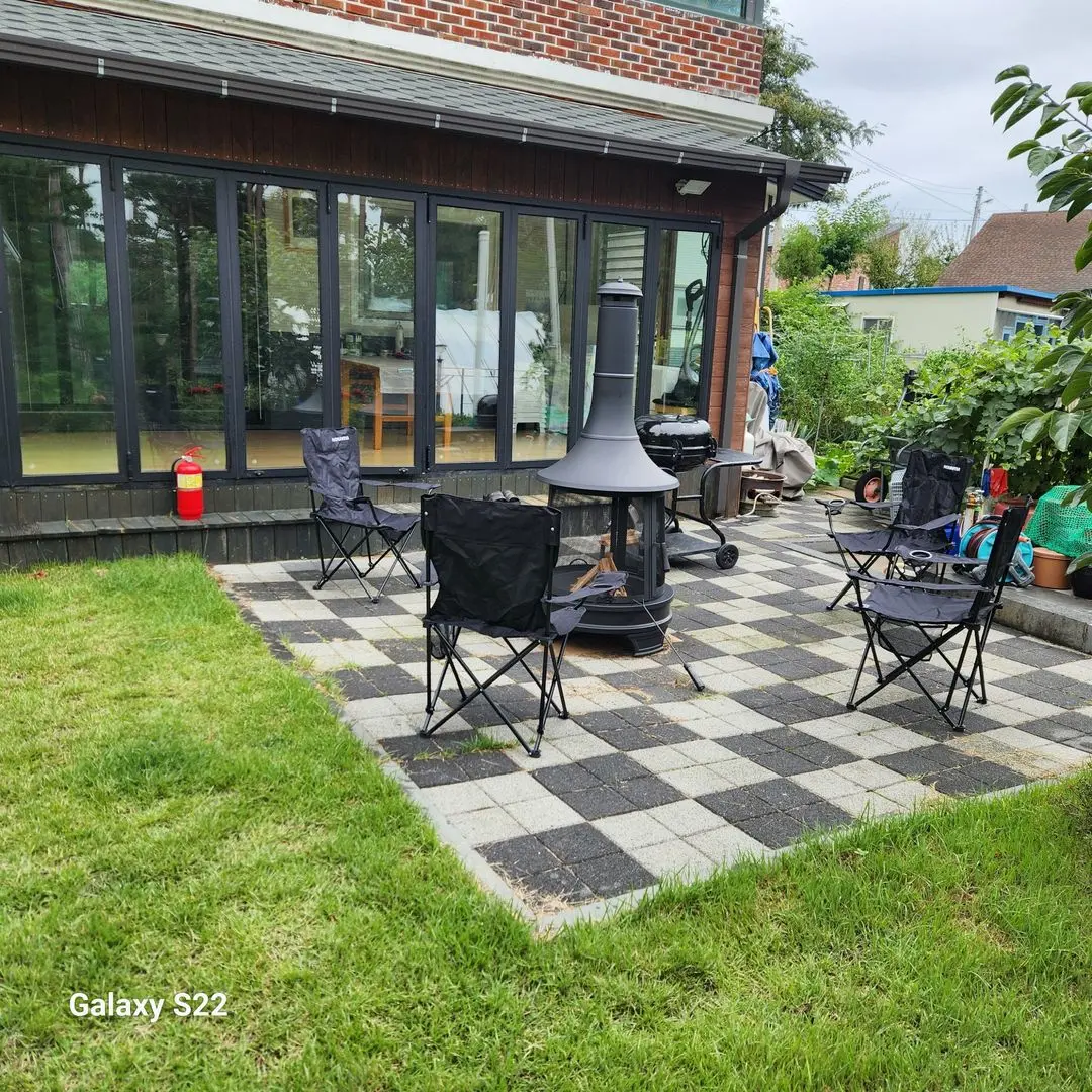 Gangwon Gangneung forest retreat & with a yard & countryside stay Entire House 2BR & sleeps 6 Dog-friendly private house with lawn yard Cover Photo