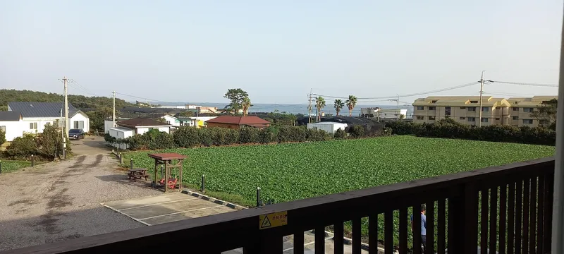 [서귀포 성산] 바다 도보 3분! 산책하기 좋은 반려견동반 펜션 #201호 24