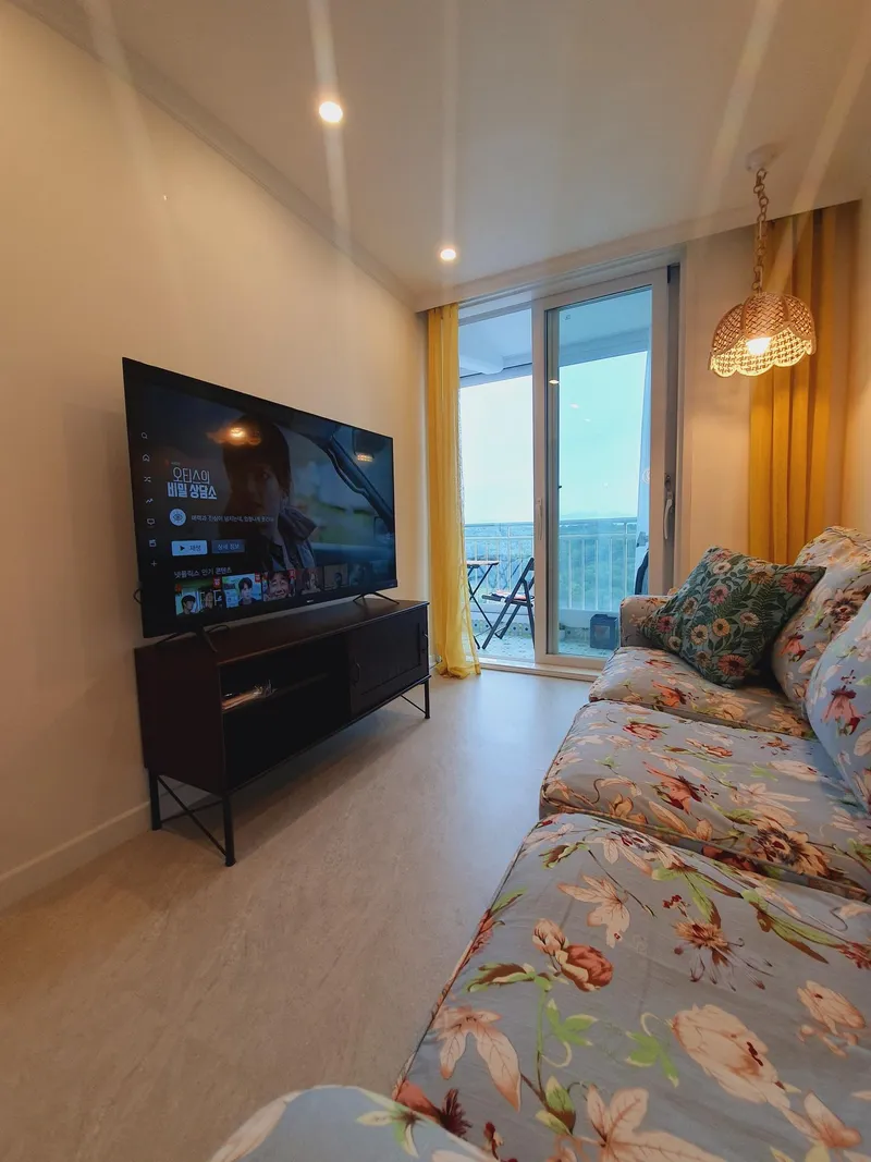 [Gangneung] Yeongok Laon Apartment, a two-room apartment 8 minutes walk from Yeongjin Beach in Gangneung #EmotionalInterior #YeongjinBeach 16