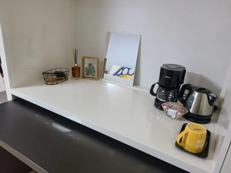 [Gangneung] Yeongjin Beach Ocean View Guaranteed Cider House 20 Pyeong Room 1, Living Room 1 10