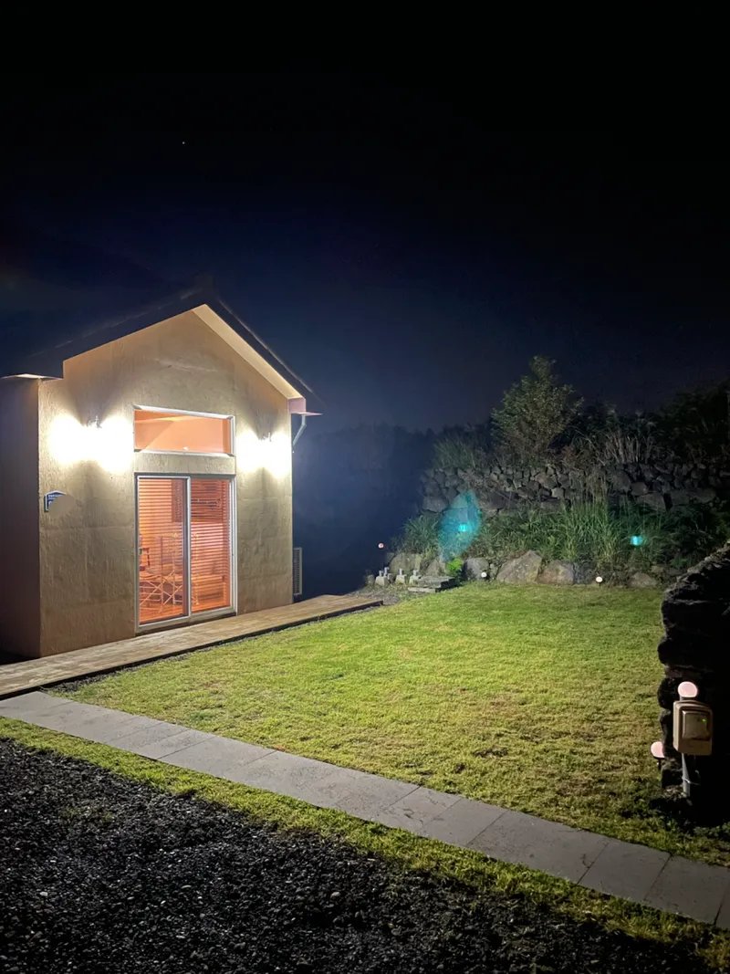 [Pyoseon, Seogwipo] A tranquil #2-story private house located in Pyoseon #lawn yard 29
