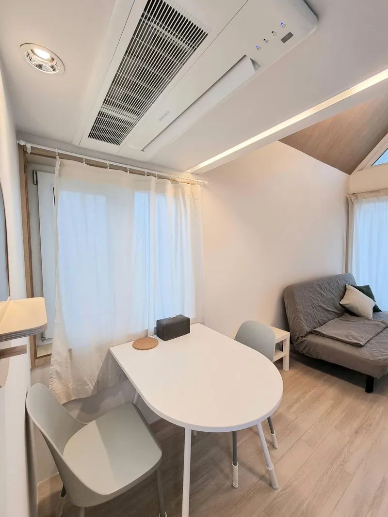[Pyoseon, Seogwipo] A one-room house for 1-2 people with a beautiful forest view: Tiny House A 9