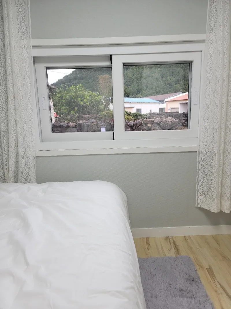 [제주 구좌] 종달 돌집하우스 투룸 독채 이레하우스 12