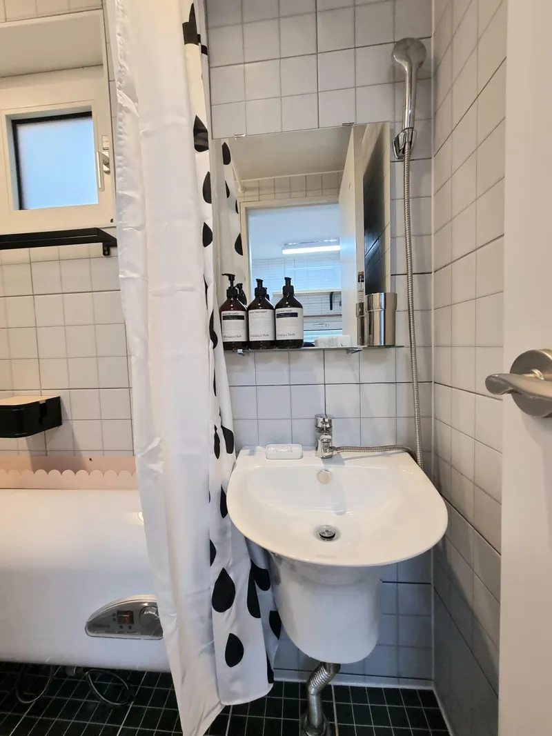 [Pyoseon, Seogwipo] A one-room house for 1-2 people with a beautiful forest view: Tiny House A 7