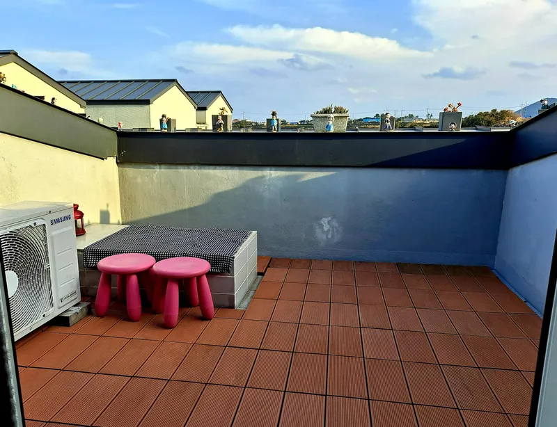 [Gujwa, Jeju] 30% Off October-November Ocean View Beachfront 2nd Floor Duplex Studio 201. 19