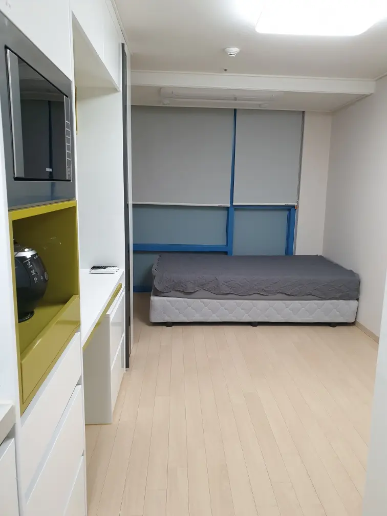 西归浦中文 适合1~2人入住的单间办公酒店 - main image