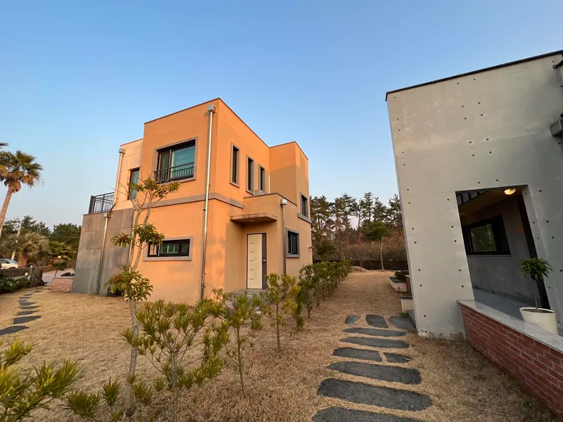 [제주 한림] 협재타운하우스 42평 쓰리룸 복층독채 #키즈독채 #월풀 B 39