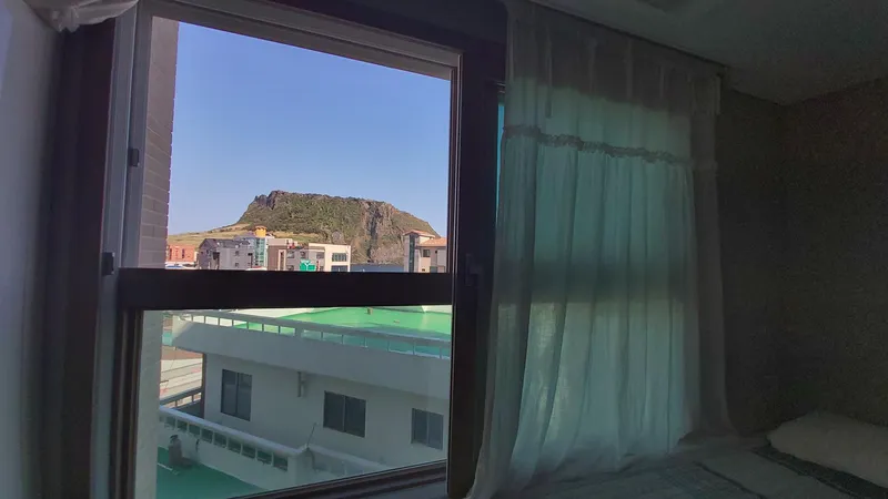 [서귀포 성산] "성산일출봉에서 아침을"_오션뷰 원룸 3