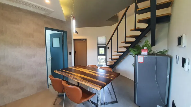 [Aewol, Jeju] Aewol Ocean View Coastal Cliff Front 4-story Independent Townhouse_Building 9 17