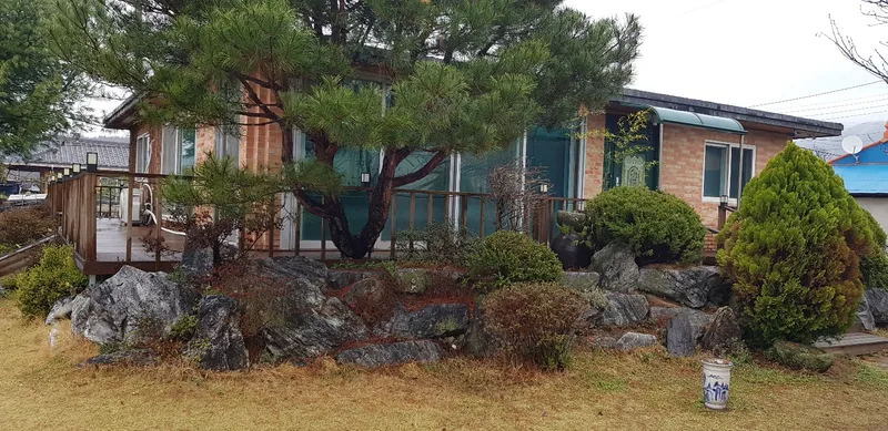 [충남 금산] 촌캉스 하늘바람별의집 넷플릭스 무료시청 가능 12