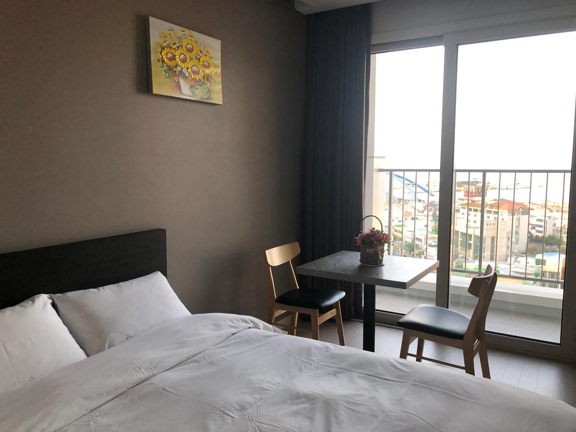 Geumho-dong Ocean View One-Bedroom Residence