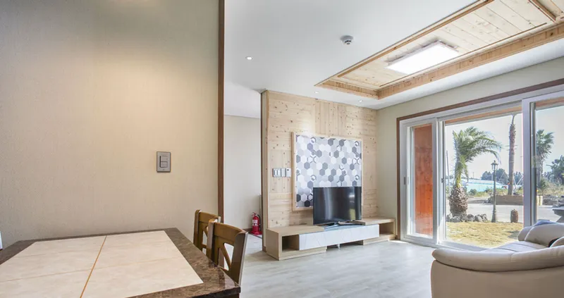 [Namwon, Seogwipo] Hannam-ri 25 pyeong duplex detached house A #Large lawn yard #3 rooms, 3 bathrooms 6