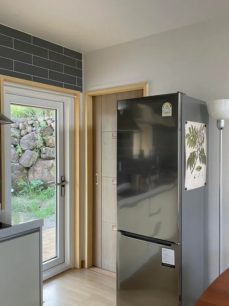 [Pyoseon, Seogwipo] A tranquil #2-story private house located in Pyoseon #lawn yard 9