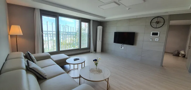 [Goseong] Spacious new apartment in Ocean, 5-minute walk from Cheonjin Beach 2