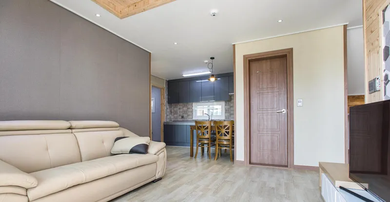 [Namwon, Seogwipo] Hannam-ri 25 pyeong duplex detached house A #Large lawn yard #3 rooms, 3 bathrooms 5