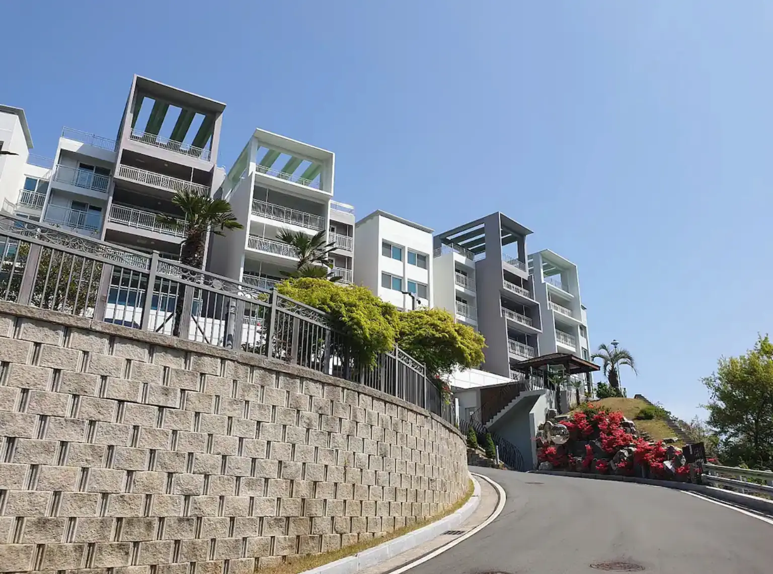 Gyeongnam Geoje #Ocean view #Emotional accommodation #Healing The Bayside Beach - main image