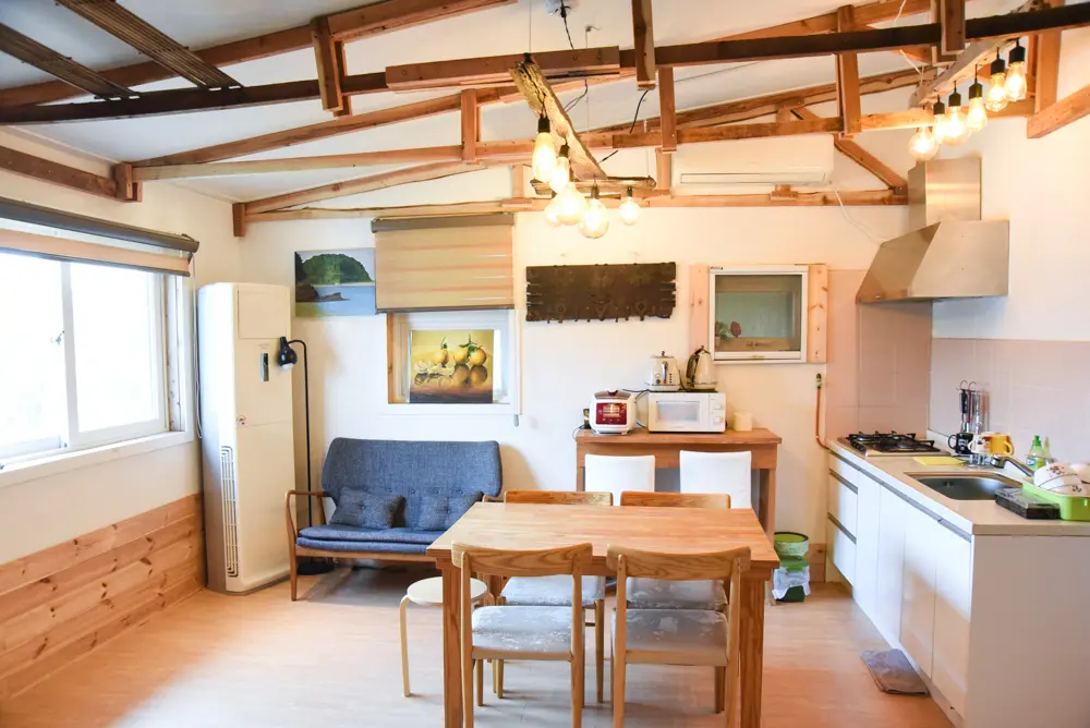 Jeju Hallim Exotic two-room detached house B in a coastal village 30 seconds from Geumneung Beach - main image