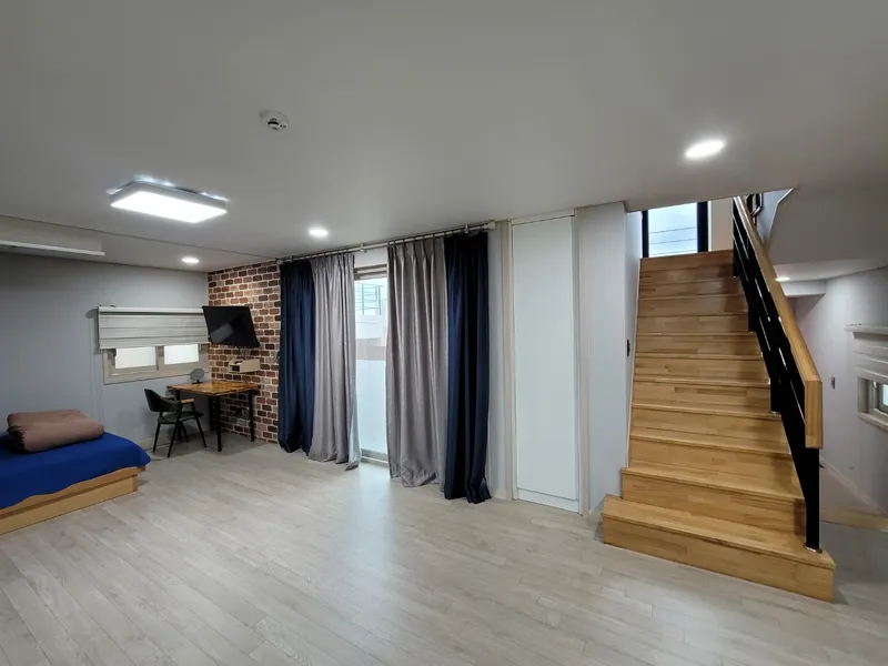[Gujwa, Jeju] Jeju Gujwa] Bijarim Mountain Trail Duplex One-Room Independent #2min walk from Bijarim #Work from home possible B13 39