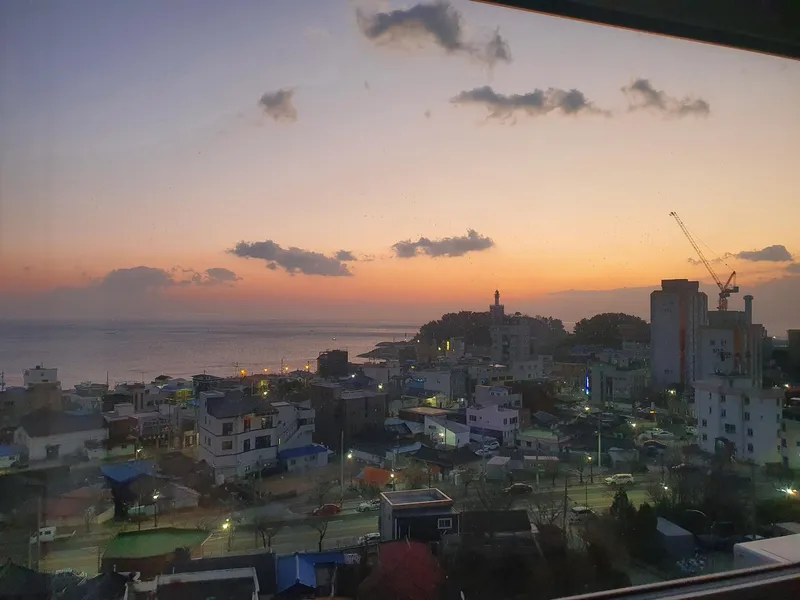 [Sokcho] Ocean view two-room apartment #3 min walk from Sokcho lighthouse beach #For one week stay only 17