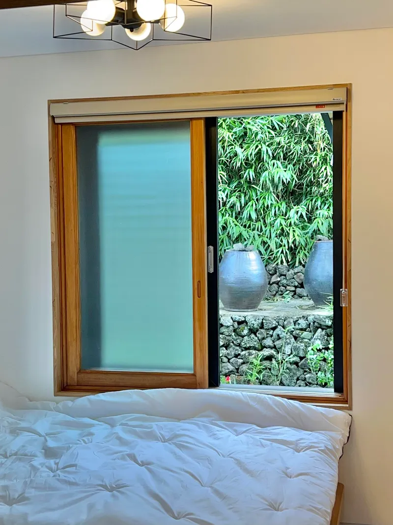 [Aewol, Jeju] A country night embraced by Jeju stone walls, find true rest in a warm jacuzzi #PrivateVillaFullyOptioned 21