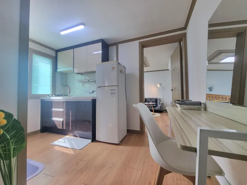 [Geoje] Geoje-centered emotional accommodation, detached one-room house #203 #Okpohang walking distance 8