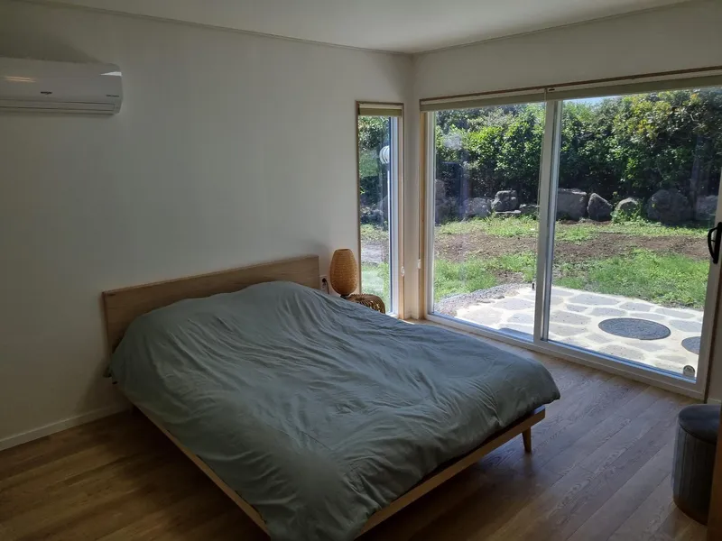 [Seongsan, Seogwipo] A quiet and clean remodeled three-room duplex house 26