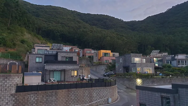 [경남 거제] 거제 수국 가득한 정원주택 38