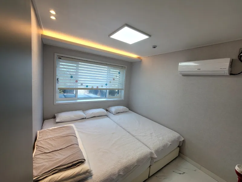 [Hallim, Jeju] Ocean view pool villa located on the coastal road #Beam projector 7