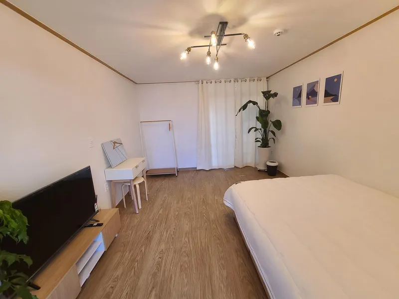 [Aewol, Jeju][Jeju Aewol 203] One-room apartment 1 minute walk from Gwakji Beach #Accessibility #Clean #Comfortable #Cozy 3