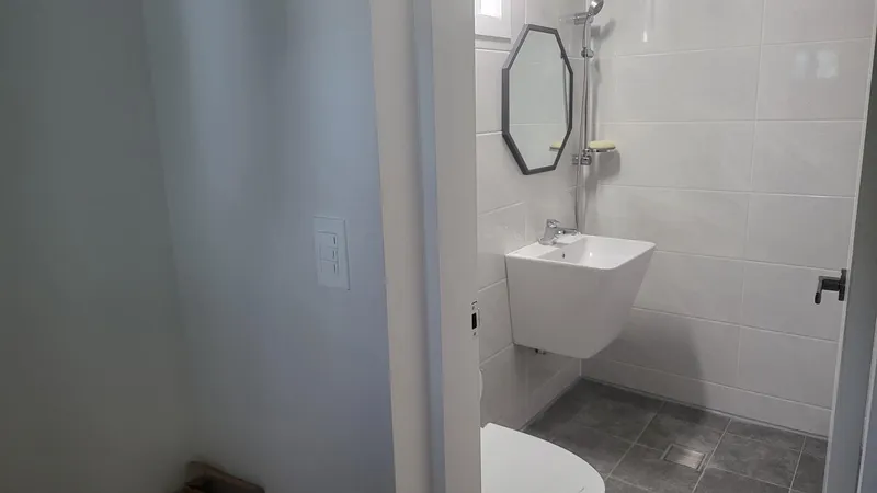 [Seongsan, Seogwipo] Stone wall, grass yard, independent house, two rooms + attic / living area is marked 16