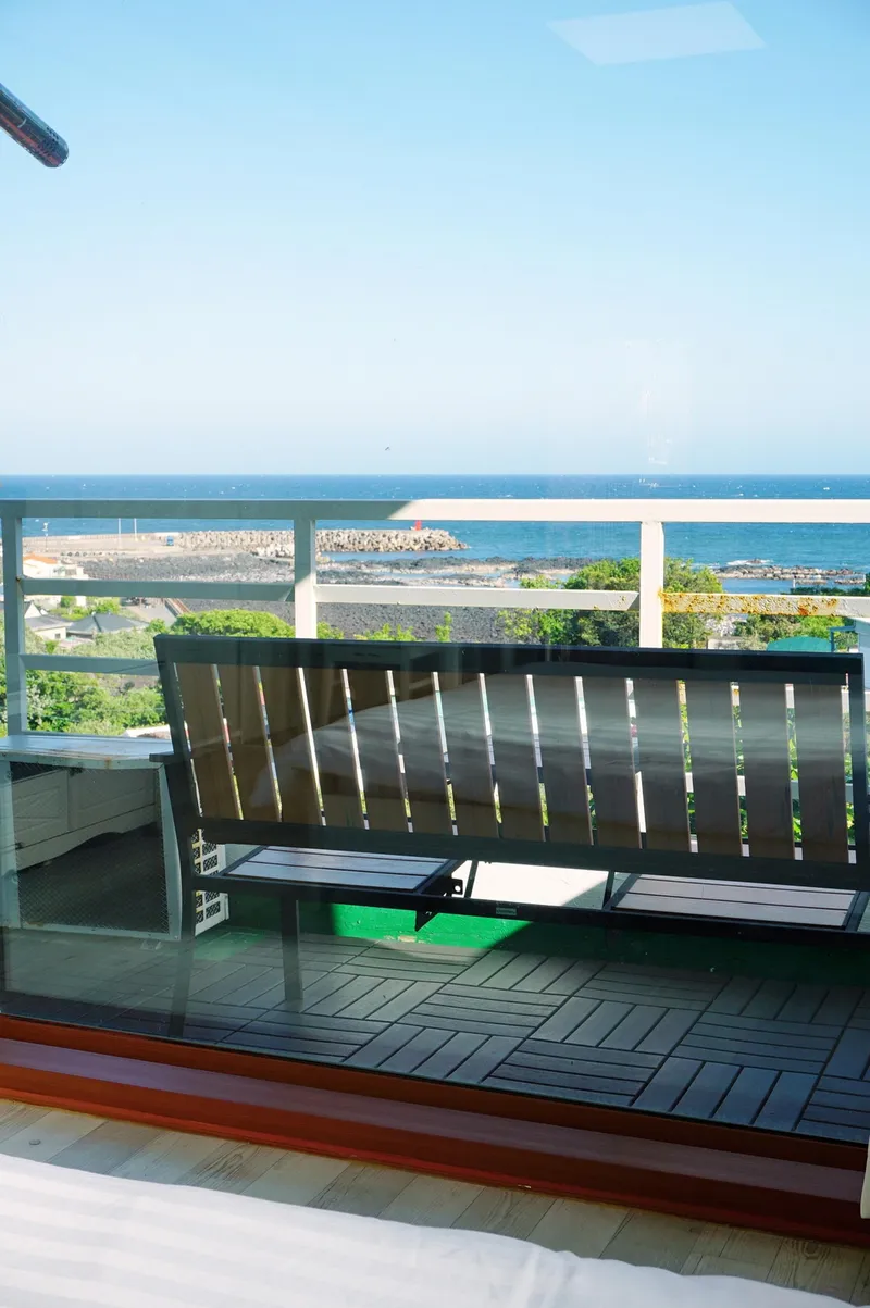 [Bomok-dong, Seogwipo] When you need ocean view healing, 2nd floor of Gamsung Stay G #Pets allowed 8