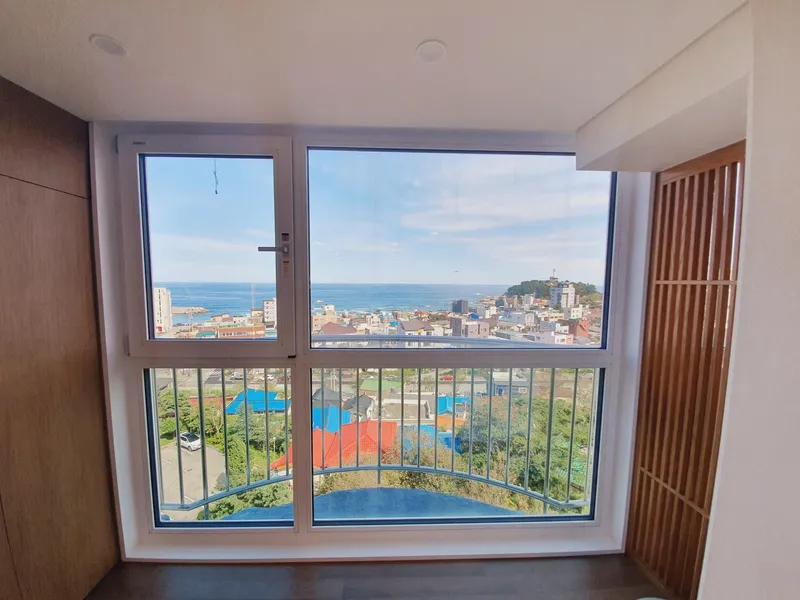 [Sokcho] Ocean view two-room apartment #3 min walk from Sokcho lighthouse beach #For one week stay only 5