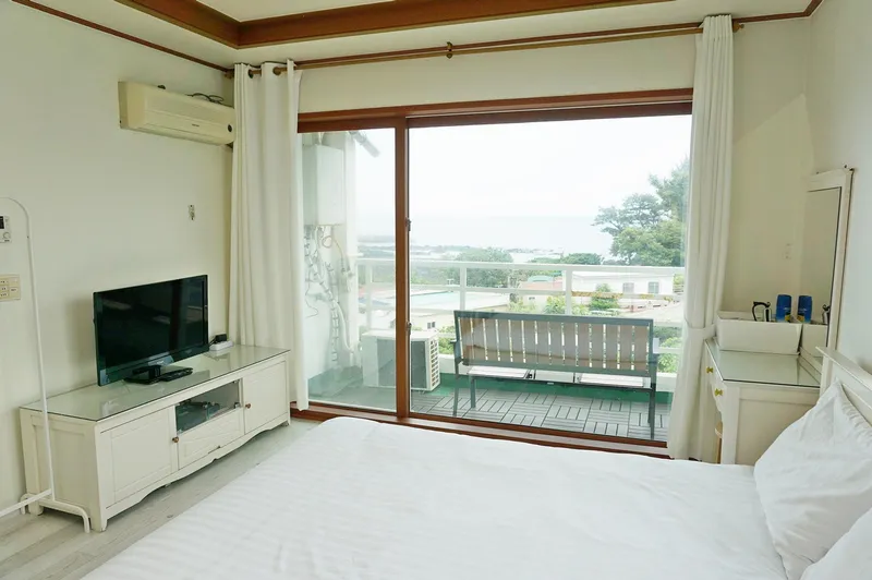 [Bomok-dong, Seogwipo] When you need ocean view healing, 2nd floor of Gamsung Stay G #Pets allowed 7