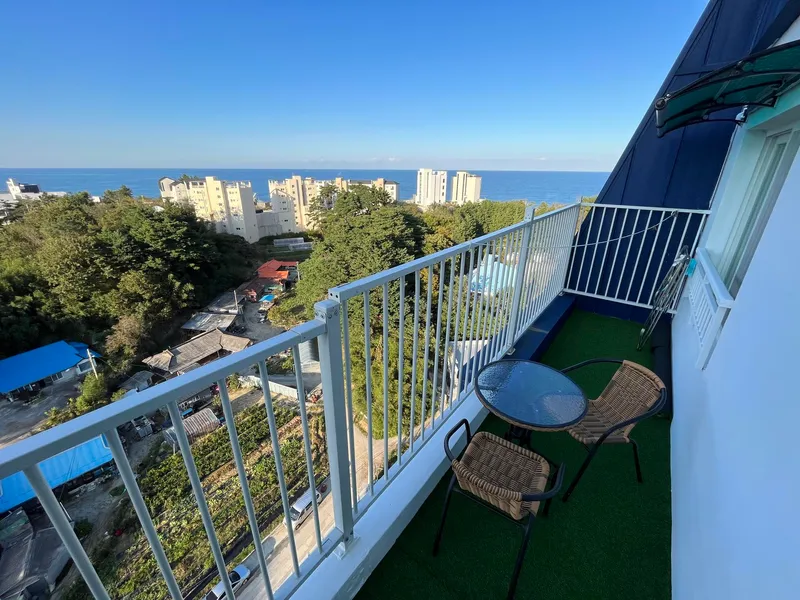 [Gangneung] Ocean view from the penthouse terrace/5 min walk from Sacheonjin Beach/Comfy Gangneung 1 36