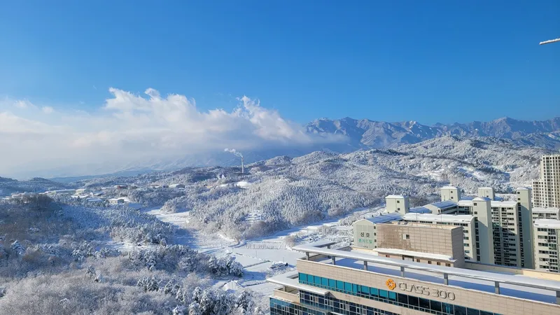 [Sokcho] Ocean Mountain View 24th floor 1.5 room balcony/7 minutes walk from Sokcho Beach 25