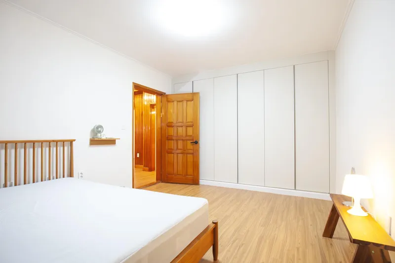 [Bomok-dong, Seogwipo] Two-room detached house with a yard adjacent to the sea, city, and tourist attractions 3
