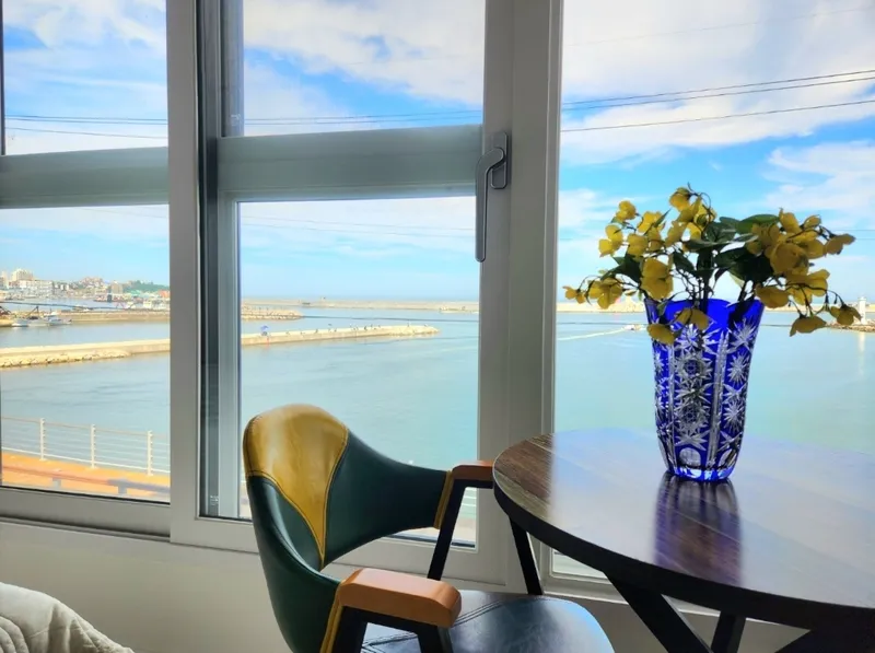 [Gangneung] Ocean View 12-Pyeong Studio Officetel 2