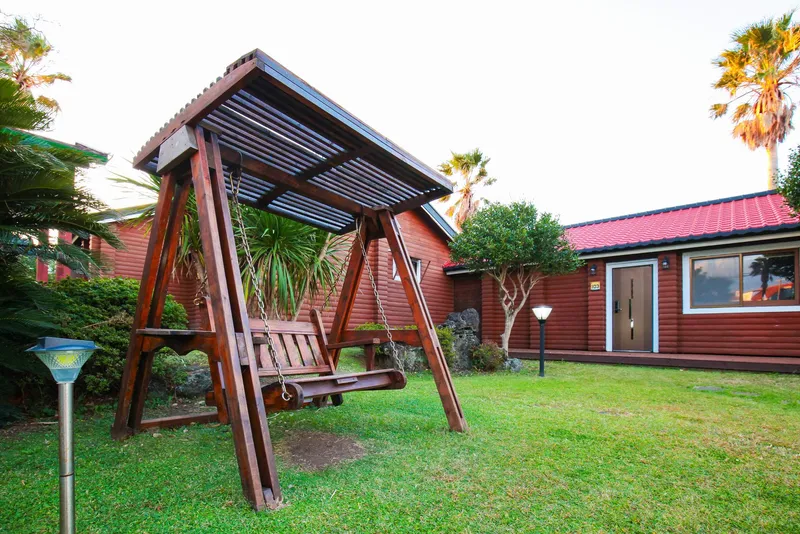 [Aewol, Jeju] 6. Log cabin in a palm forest #Near the sea #Workshop experience #Bulmyeong 13