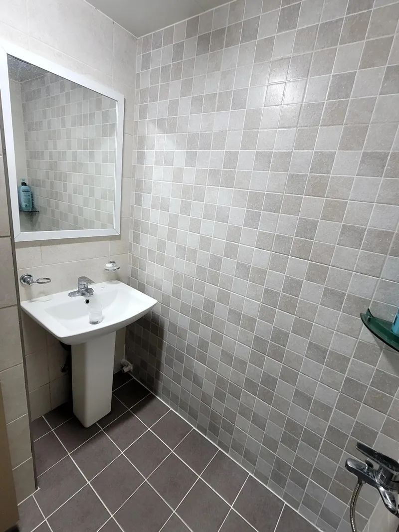 [Seogwi-dong, Seogwipo] Downtown Twin Room Hostel 701 #Seogwipo Olle Market Walking Distance 5