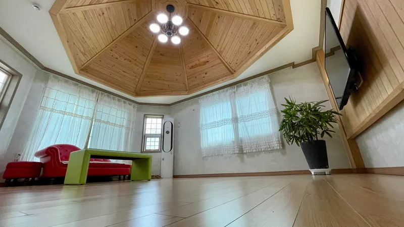 [Changwon] A leisurely month-long stay and healing in a rural village nestled in the mountains and water. 14