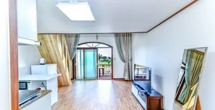 [Namwon, Seogwipo] B-101, duplex with ocean view and swimming pool right in front of the Madang Golf Putter Course 5