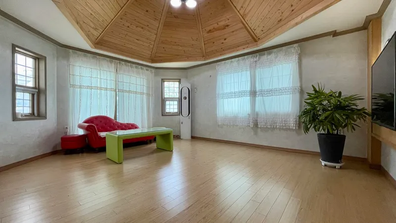 [Changwon] A leisurely month-long stay and healing in a rural village nestled in the mountains and water. 15