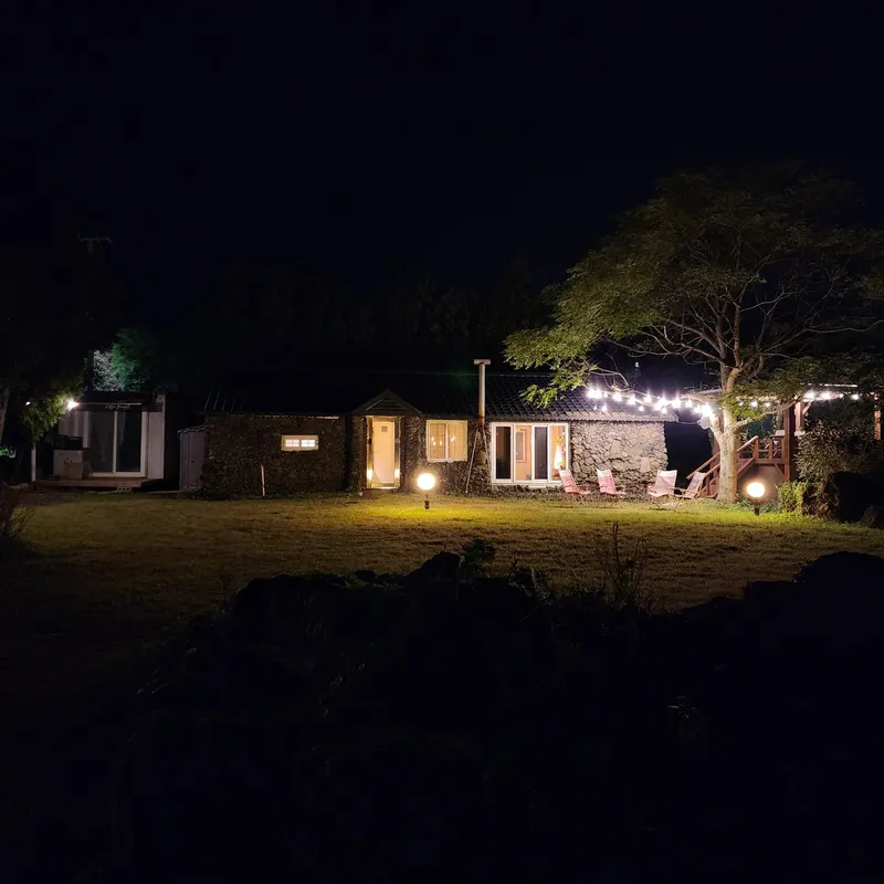 [제주 조천] 잔디마당이 있는 애견동반가능 감성돌집 29