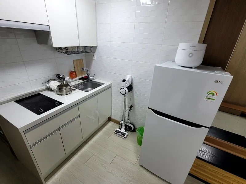 [Seogwi-dong, Seogwipo] Downtown Twin Room Hostel 701 #Seogwipo Olle Market Walking Distance 6