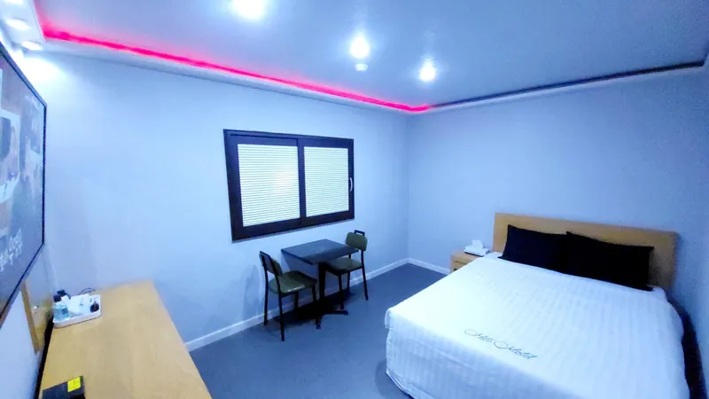 [Chungju][Chungju, North Chungcheong Province] Hotel A near Tangeumho, Chungju Lake, 10 minutes by car from the terminal near the industrial complex 9