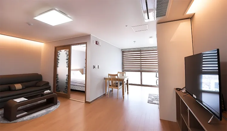 [Geoje] Okpo Port Newly Built Residence Hotel/Hanwha/Lotte Mart 1 Minute Deluxe Family 27